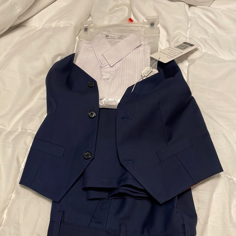 NWT boys navy three piece suit